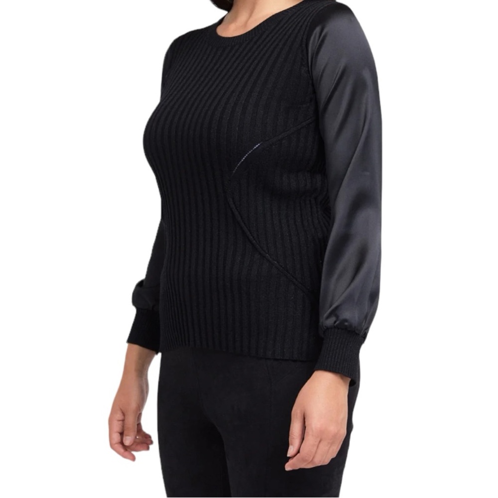 PEACE of CLOTH Women’s Black Ribbed Pullover with Woven Sleeve Side Slits Med